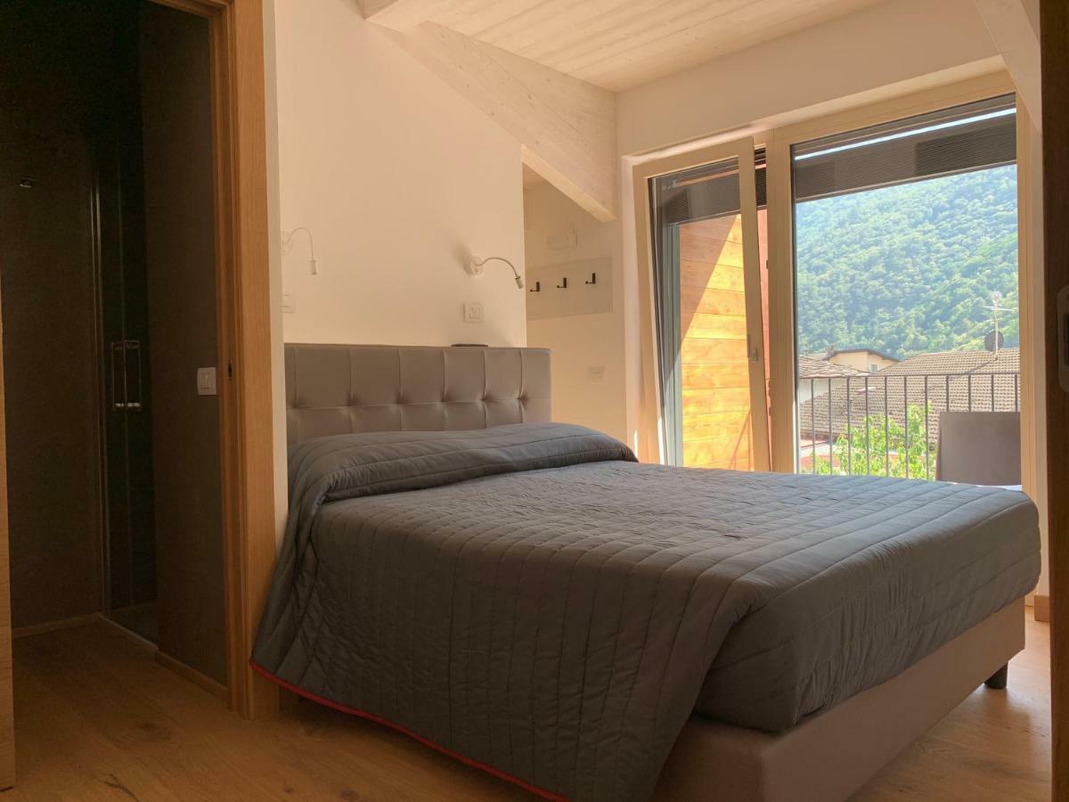 Italo-Svizzero Hotel Chiavenna Buitenkant foto