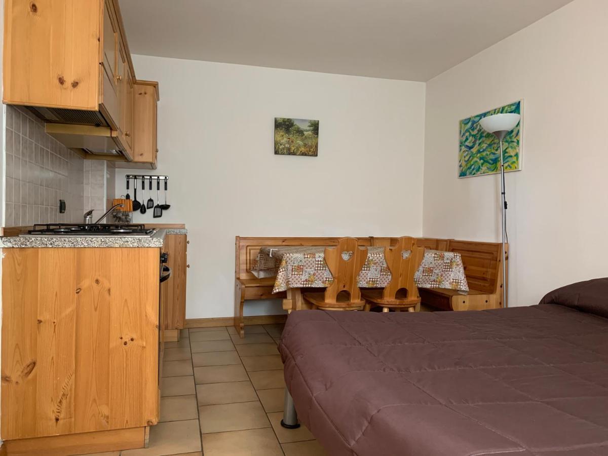 Italo-Svizzero Hotel Chiavenna Buitenkant foto